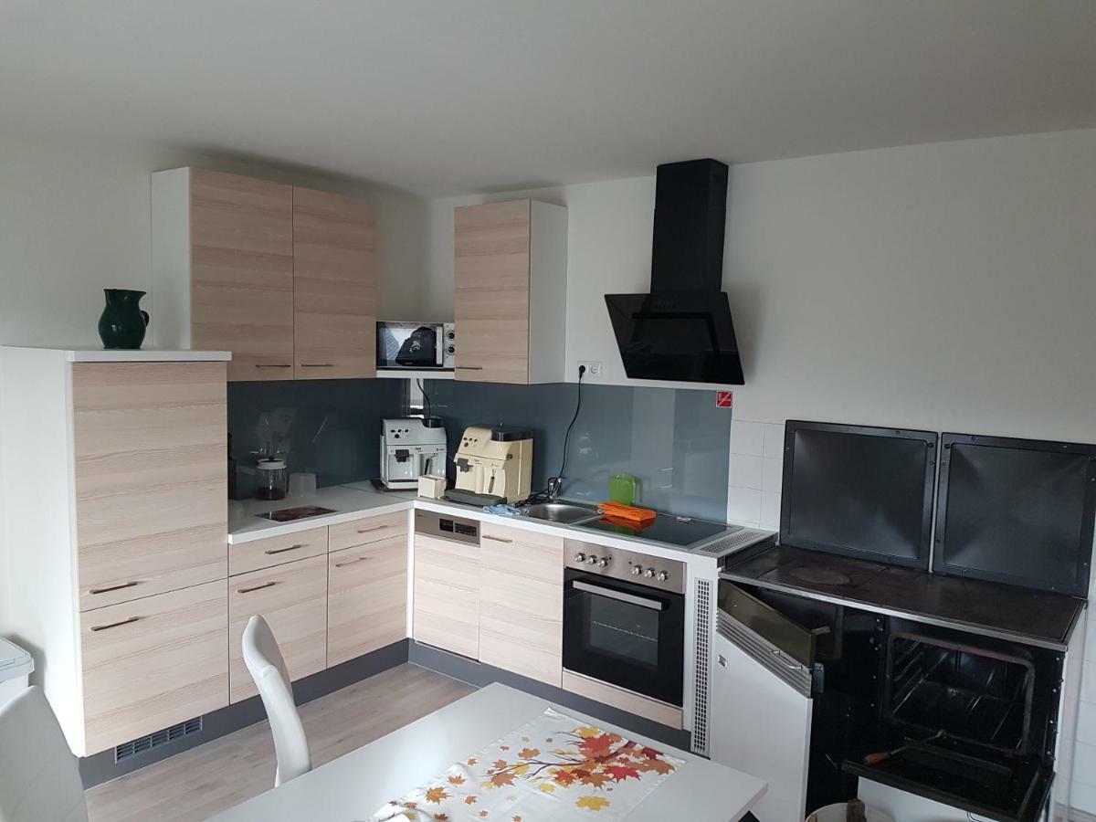 Dahoam By Fam. Franz Appartement Gamlitz Buitenkant foto