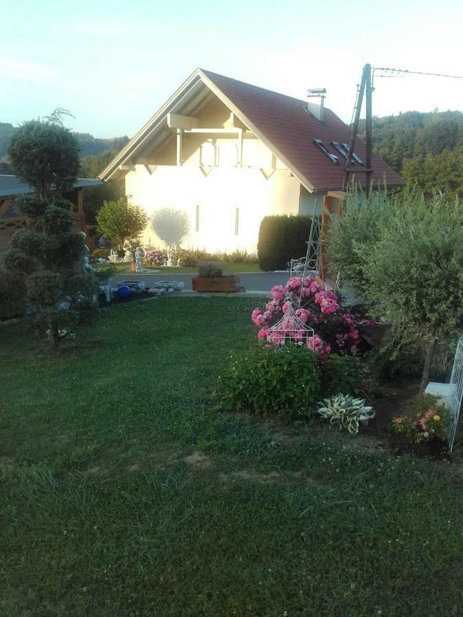 Dahoam By Fam. Franz Appartement Gamlitz Buitenkant foto